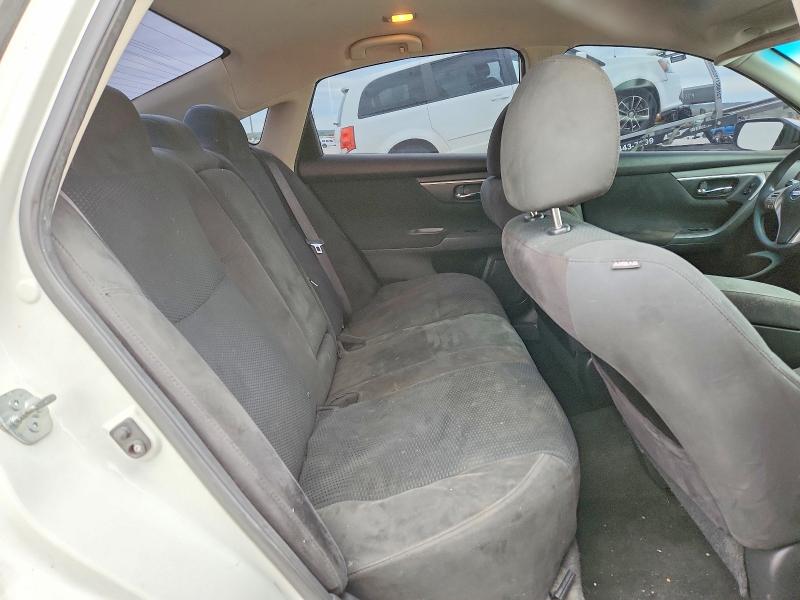52235366 :رقم المزاد ، 1N4AL3AP7FN310365 vin ، 2015 Nissan Altima مزاد بيع