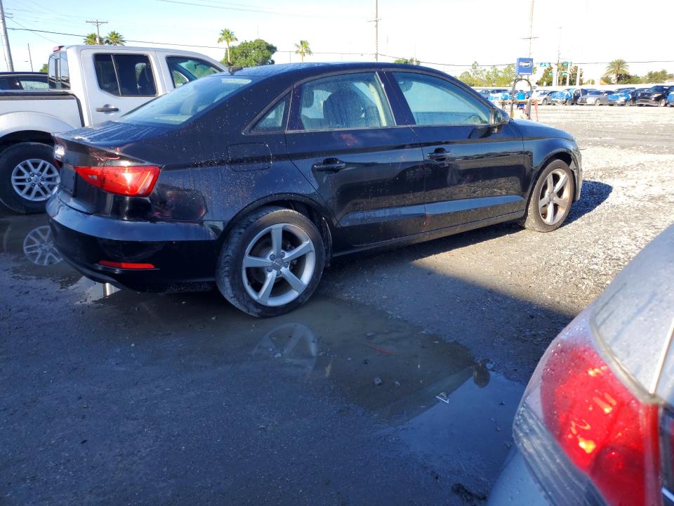 Продажа на аукционе авто 2015 Audi A3, vin: WAUACGFF0F1002752, номер лота: 55339696