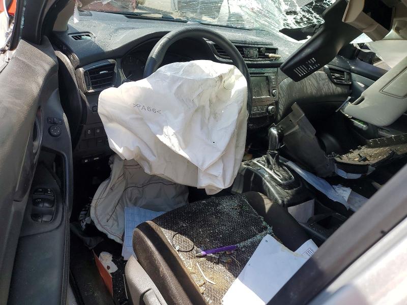 51864986 :رقم المزاد ، JN1BJ1AV0MW305462 vin ، 2021 Nissan Rogue Sport مزاد بيع