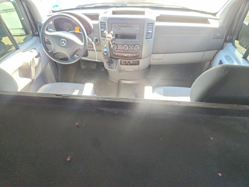 55446656 :رقم المزاد ، WD3PE8CC8B5531693 vin ، 2011 Mercedes-benz Sprinter مزاد بيع