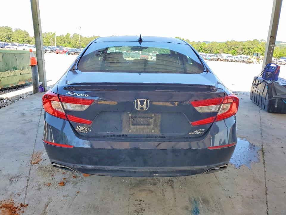 Продажа на аукционе авто 2018 Honda Accord, vin: 1HGCV2F3XJA049084, номер лота: 53729706