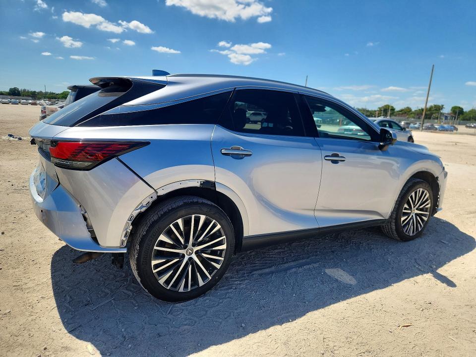 Продаж на аукціоні авто 2023 Lexus Rx, vin: JTJCHMAA8P2009139, номер лоту: 52884716