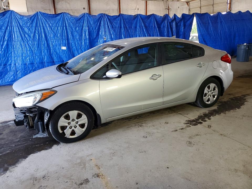 54081396 :رقم المزاد ، KNAFX4A66F5374945 vin ، 2015 Kia Forte مزاد بيع
