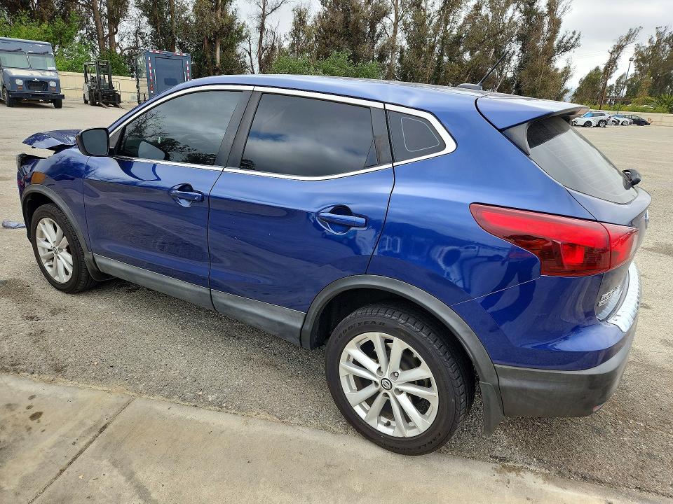 53293756 :رقم المزاد ، JN1BJ1CP1KW227088 vin ، 2019 Nissan Rogue Sport مزاد بيع