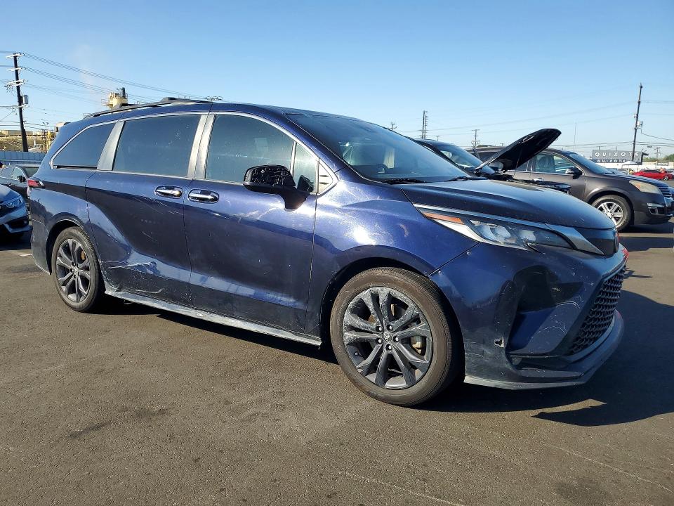 2022 Toyota Sienna მანქანა იყიდება აუქციონზე, vin: 5TDXRKEC0NS090659, აუქციონის ნომერი: 53262736