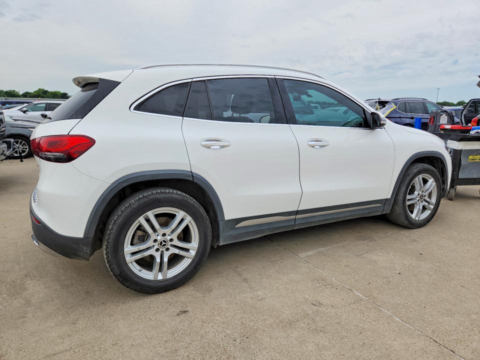 52513996 :رقم المزاد ، W1N4N4GB0MJ118253 vin ، 2021 Mercedes-benz Gla مزاد بيع