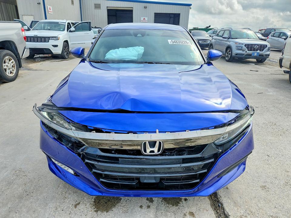 2020 Honda Accord მანქანა იყიდება აუქციონზე, vin: 1HGCV1F33LA147614, აუქციონის ნომერი: 54835226