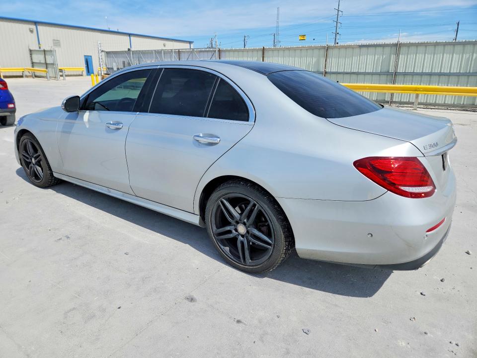 52462026 :رقم المزاد ، WDDZF4JB4HA042440 vin ، 2017 Mercedes-benz E مزاد بيع