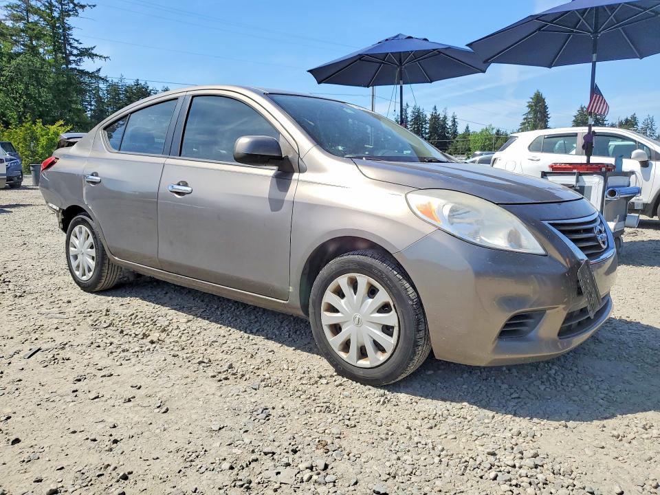 2013 Nissan Versa მანქანა იყიდება აუქციონზე, vin: 3N1CN7AP4DL829930, აუქციონის ნომერი: 54843476