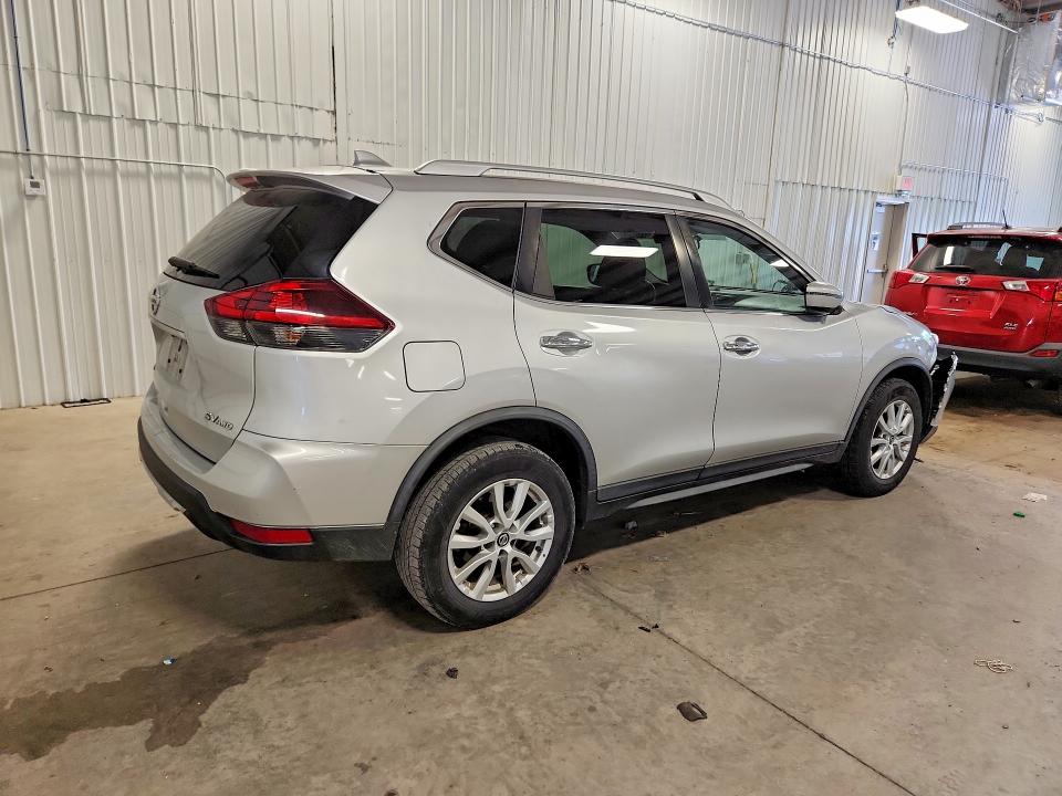 55522506 :رقم المزاد ، KNMAT2MV2JP512641 vin ، 2018 Nissan Rogue مزاد بيع