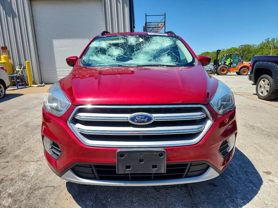 2017 Ford Escape მანქანა იყიდება აუქციონზე, vin: 1FMCU9G94HUD96413, აუქციონის ნომერი: 51845866