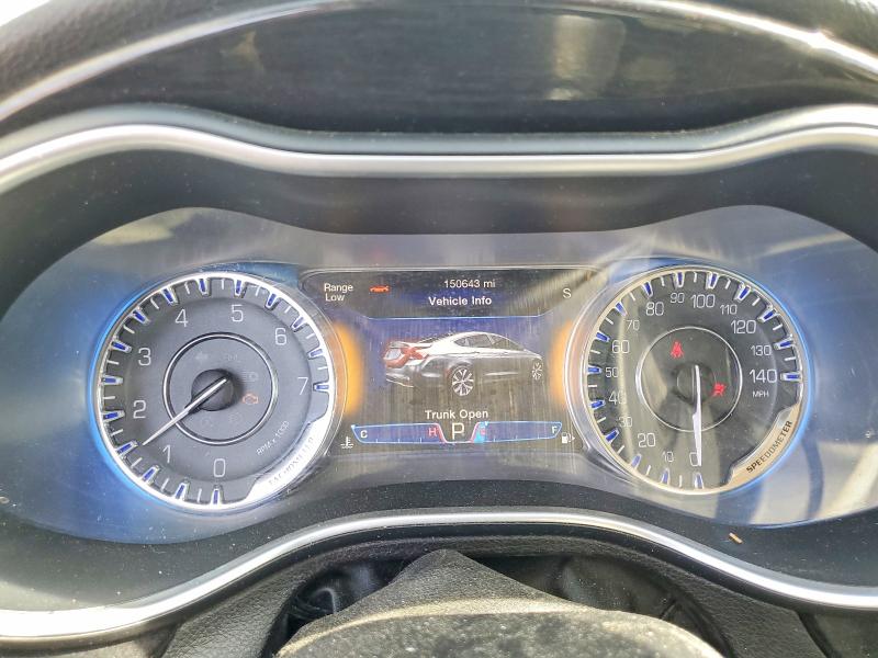 Продажа на аукционе авто 2015 Chrysler 200, vin: 1C3CCCCG7FN690439, номер лота: 52017936