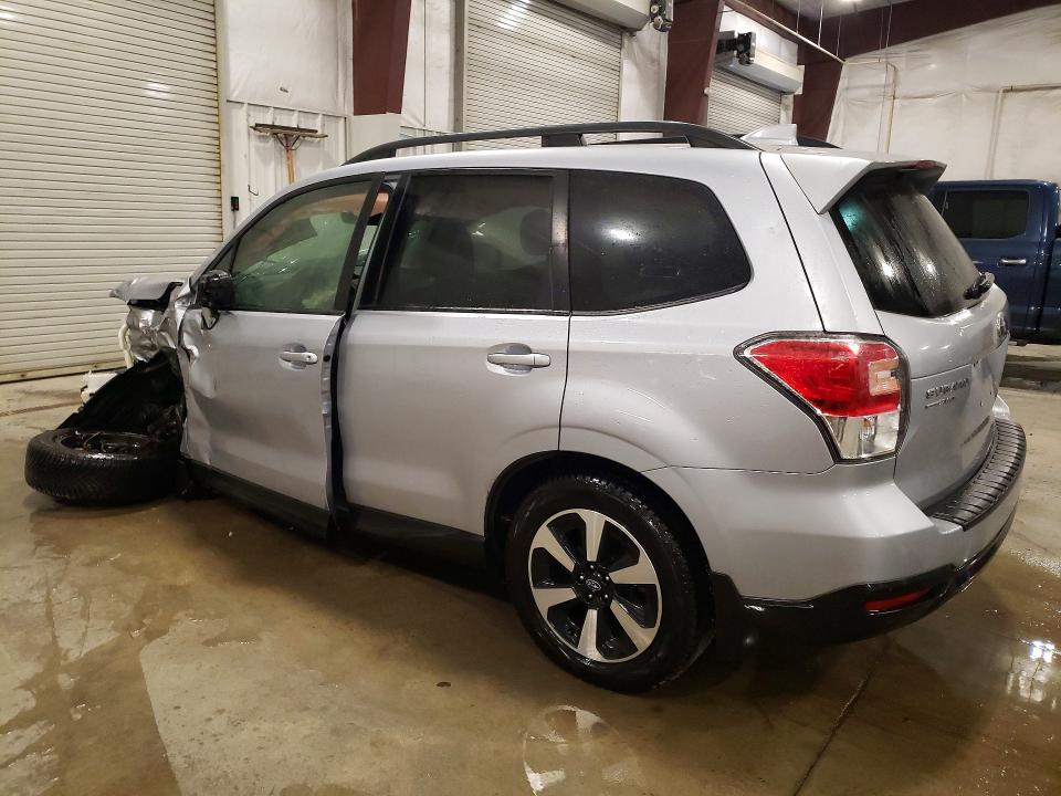 Продажа на аукционе авто 2017 Subaru Forester, vin: JF2SJAGC0HH570977, номер лота: 52006356