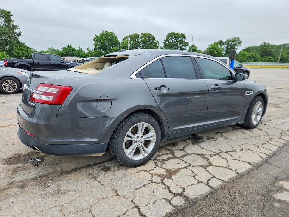 2015 Ford Taurus მანქანა იყიდება აუქციონზე, vin: 1FAHP2D87FG195370, აუქციონის ნომერი: 54098756