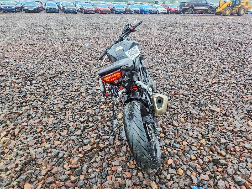 54481056 :رقم المزاد ، MLHNC5550P5300520 vin ، 2023 Honda Cb300 مزاد بيع