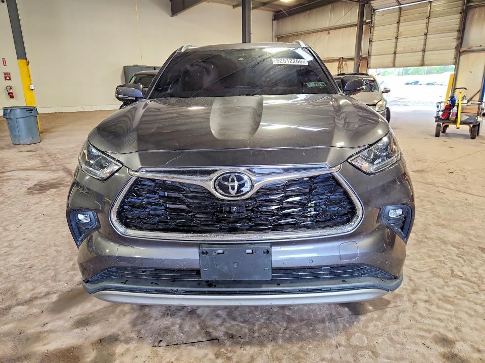Aukcja sprzedaży 2021 Toyota Highlander, vin: 5TDFZRBH8MS130201, numer aukcji: 52512266