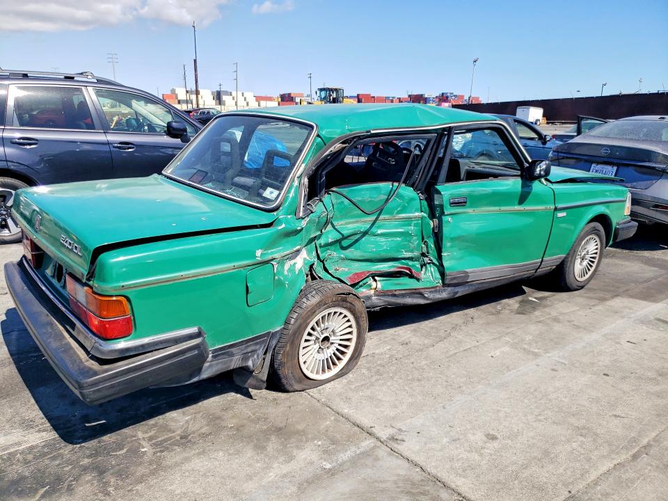 55403576 :رقم المزاد ، YV1AA8847L1392538 vin ، 1990 Volvo 240 مزاد بيع