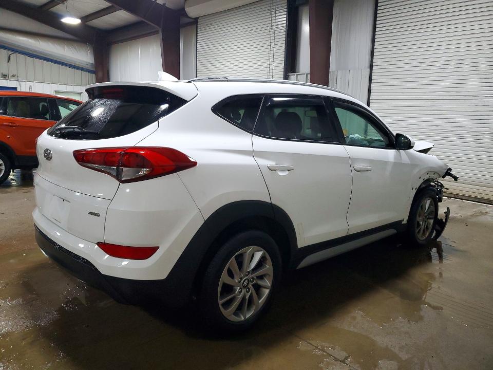 Продаж на аукціоні авто 2018 Hyundai Tucson, vin: KM8J3CA4XJU677092, номер лоту: 52268446