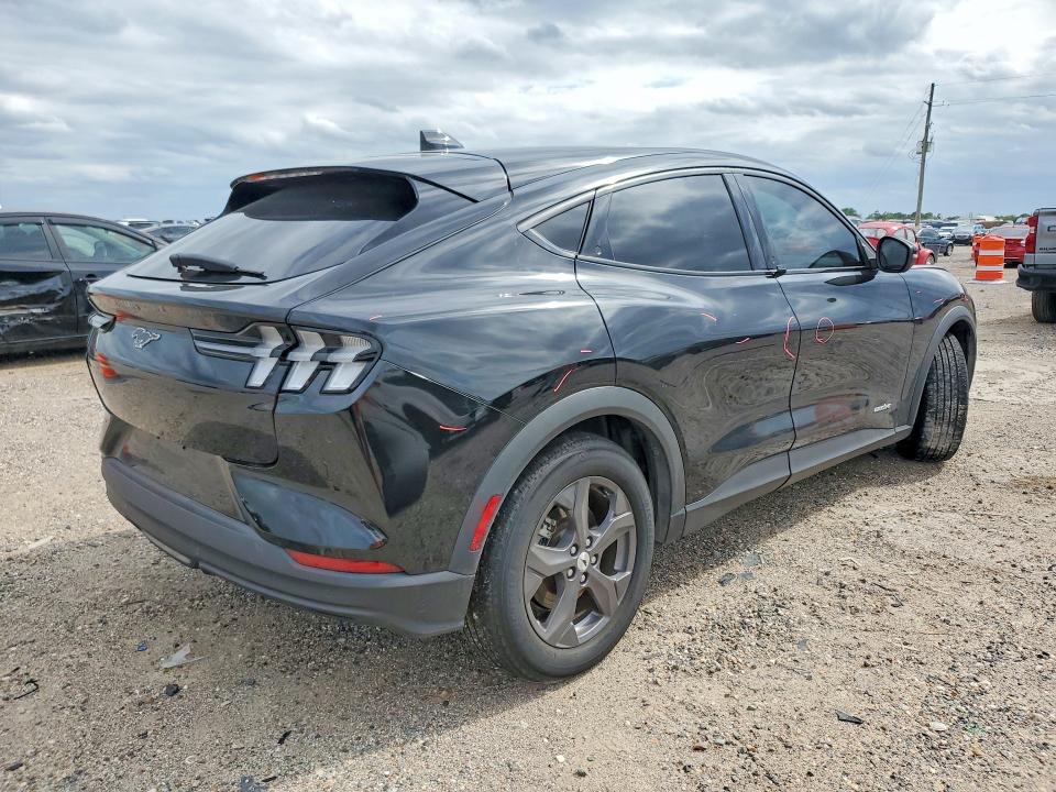 52122546 :رقم المزاد ، 3FMTK1RM2NMA14579 vin ، 2022 Ford Mustang Mach-e مزاد بيع
