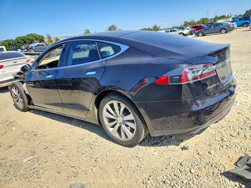 Продаж на аукціоні авто 2015 Tesla Model S, vin: 5YJSA1S23FF082729, номер лоту: 54542806