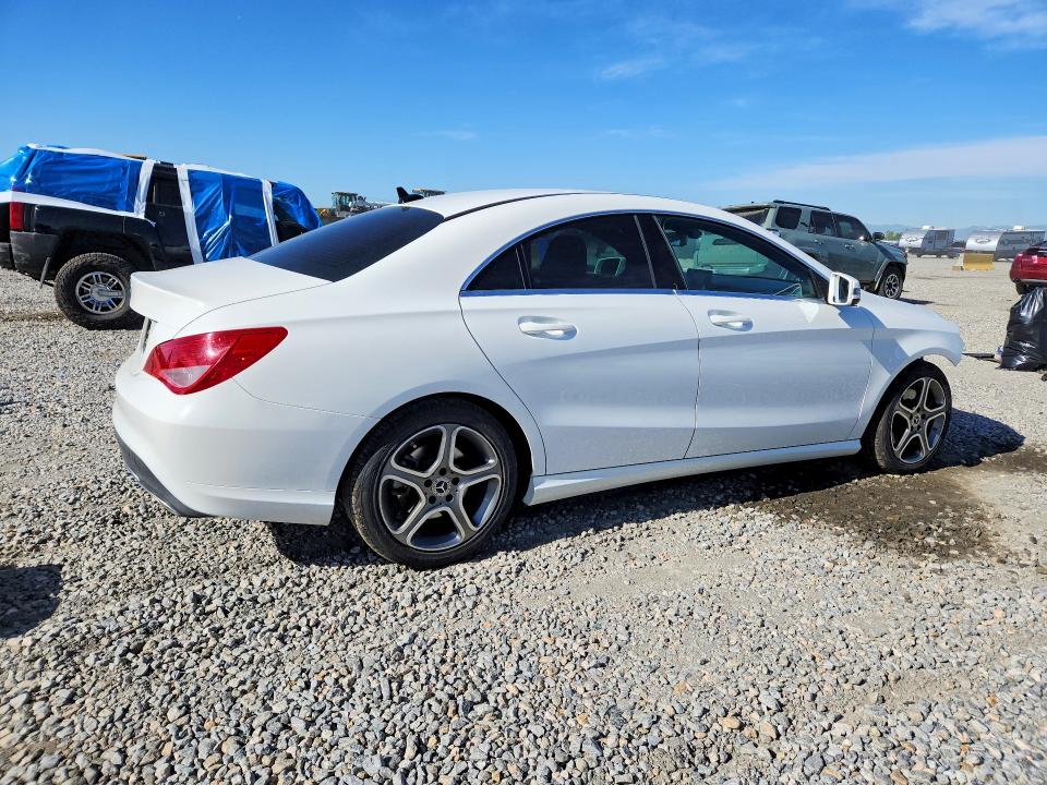 52559506 :رقم المزاد ، WDDSJ4EB2JN696930 vin ، 2018 Mercedes-benz Cla مزاد بيع