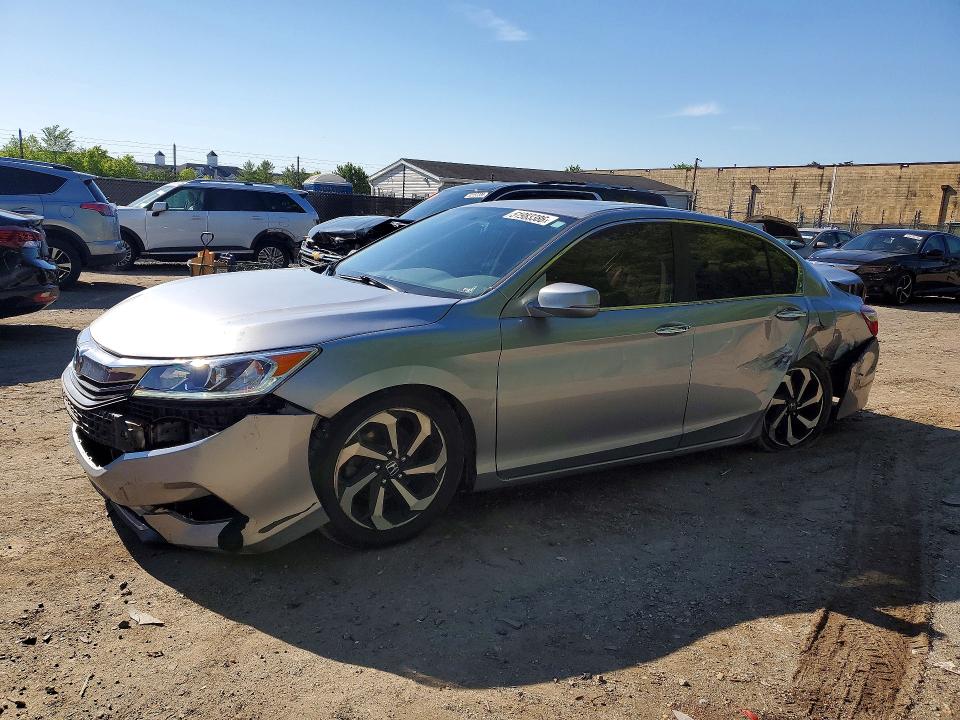 51983386 :رقم المزاد ، 1HGCR2F72HA034841 vin ، 2017 Honda Accord مزاد بيع