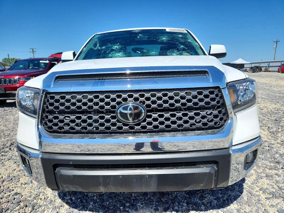 52653636 :رقم المزاد ، 5TFDY5F1XMX983371 vin ، 2021 Toyota Tundra مزاد بيع