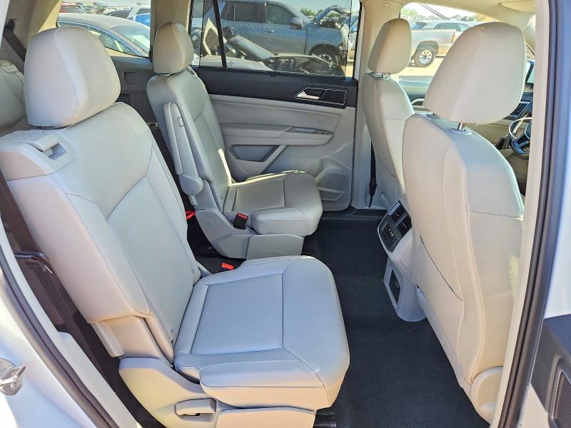 2018 Volkswagen Atlas მანქანა იყიდება აუქციონზე, vin: 1V2ER2CA9JC568905, აუქციონის ნომერი: 53268706
