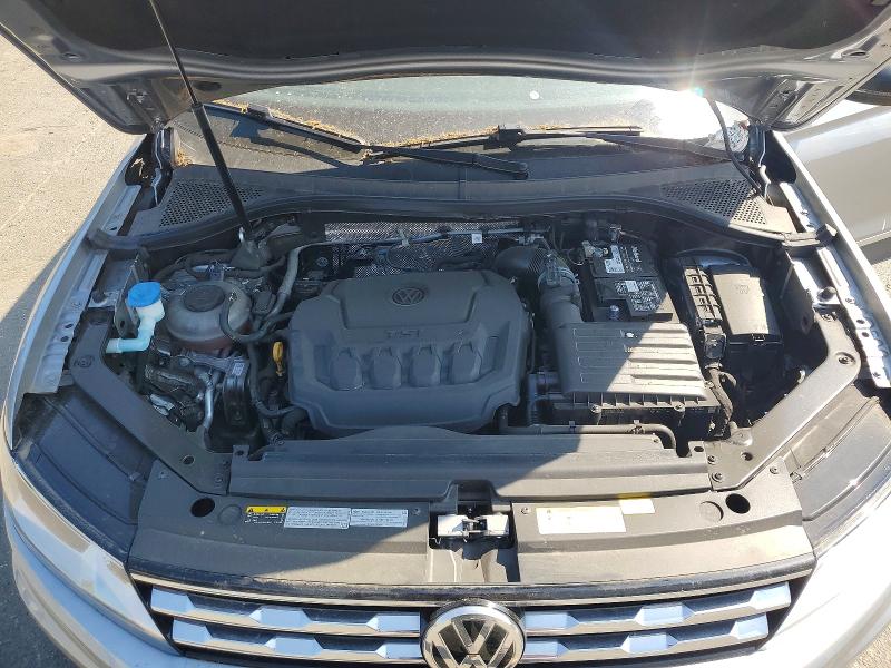 Продажа на аукционе авто 2021 Volkswagen Tiguan, vin: 3VV2B7AX7MM014117, номер лота: 52765486