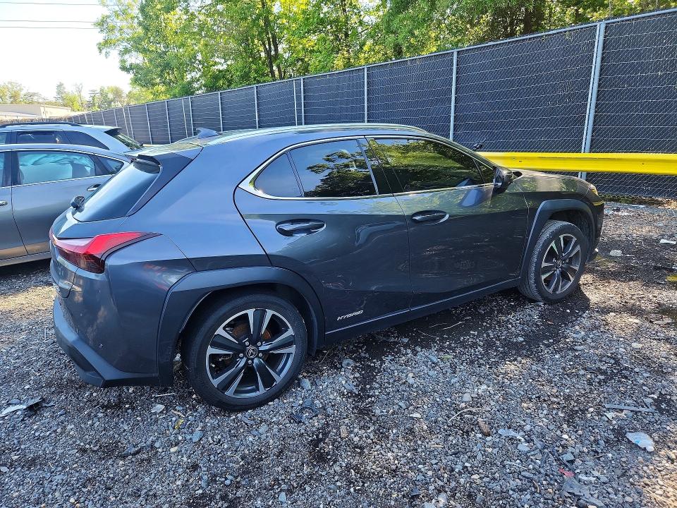 53358236 :رقم المزاد ، JTHX9JBH2N2058232 vin ، 2022 Lexus Ux 250h مزاد بيع