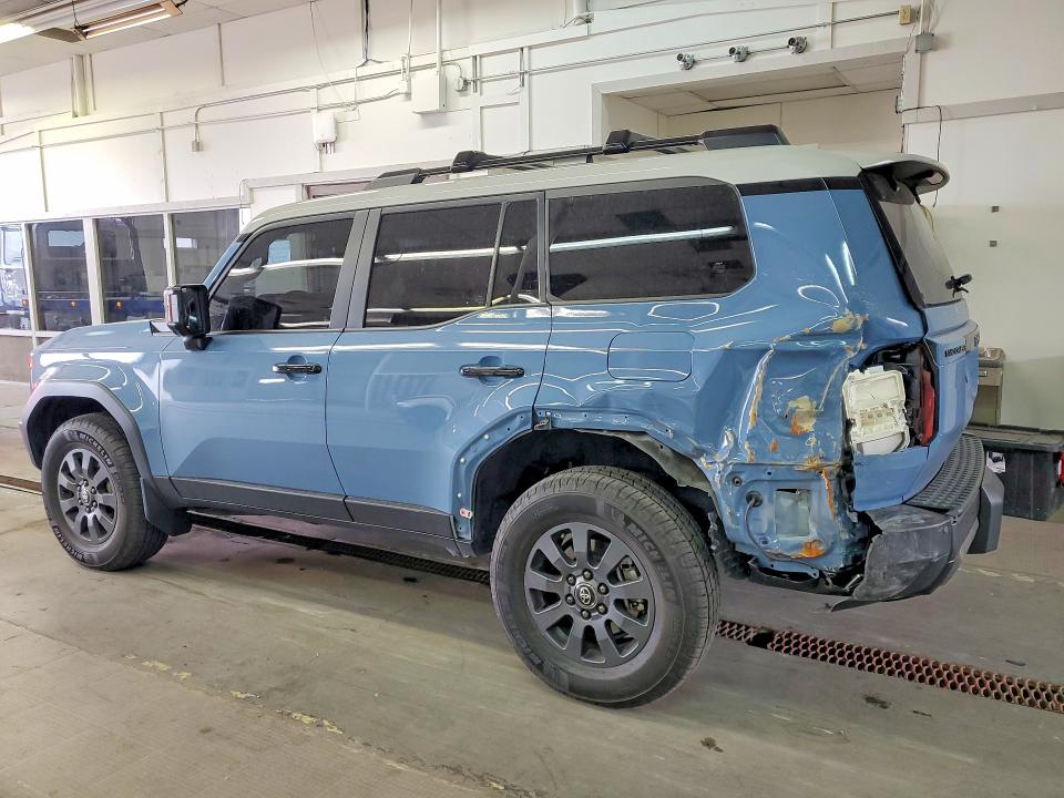 Продажа на аукционе авто 2024 Toyota Land Cruiser, vin: JTEABFAJ9RK010371, номер лота: 54915296