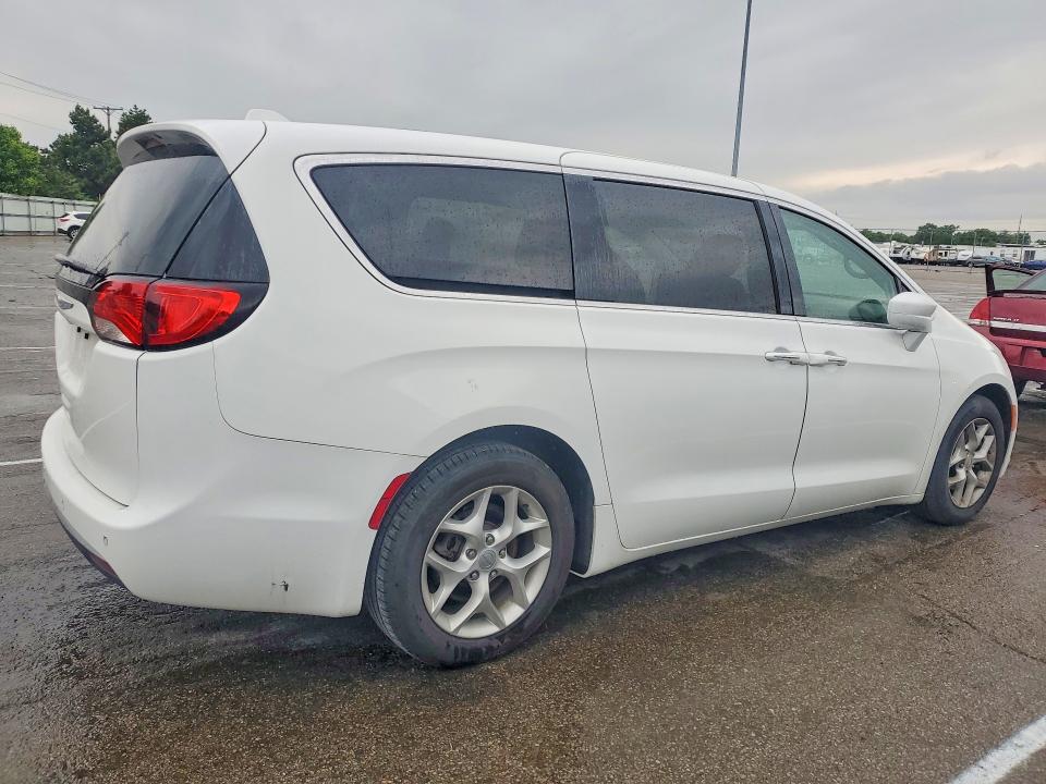 Продажа на аукционе авто 2018 Chrysler Pacifica, vin: 2C4RC1FG0JR234364, номер лота: 51687896