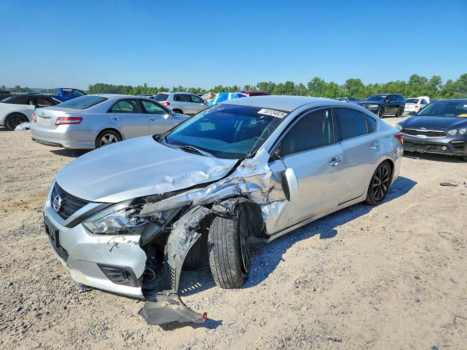 53134826 :رقم المزاد ، 1N4AL3AP3JC243672 vin ، 2018 Nissan Altima مزاد بيع