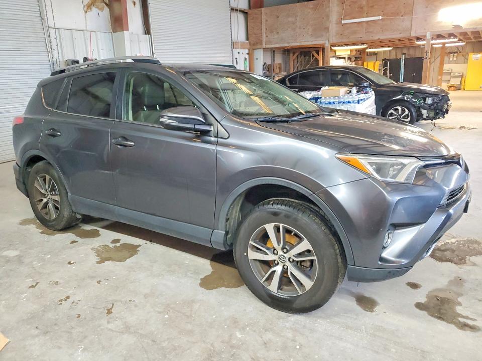 Продажа на аукционе авто 2018 Toyota Rav4, vin: JTMWFREV6JD123071, номер лота: 54261856