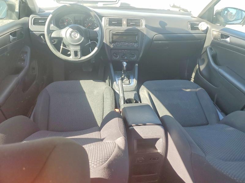 2014 Volkswagen Jetta მანქანა იყიდება აუქციონზე, vin: 3VW2K7AJ1EM425750, აუქციონის ნომერი: 52841206