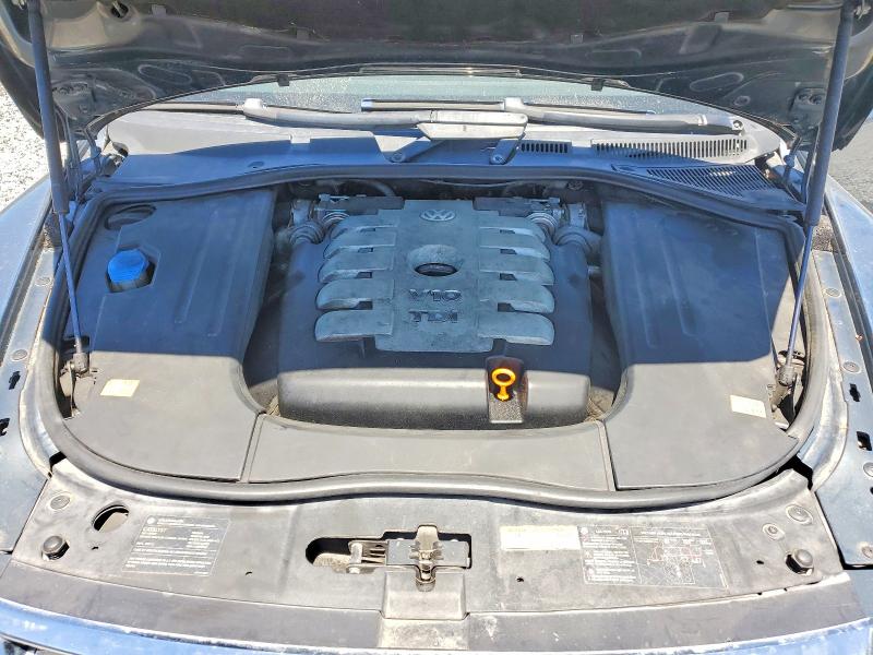 53689326 :رقم المزاد ، WVGPZ77L64D086552 vin ، 2004 Volkswagen Touareg مزاد بيع