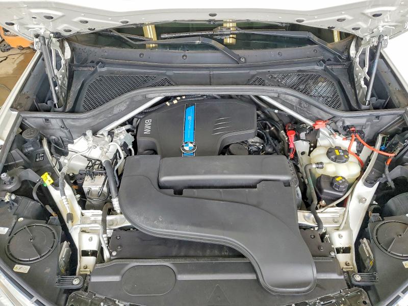 55195726 :رقم المزاد ، 5UXKT0C32H0V97118 vin ، 2017 Bmw X5 مزاد بيع