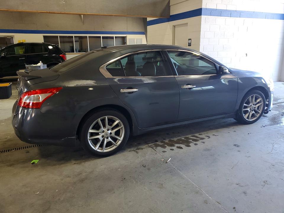 52825096 :رقم المزاد ، 1N4AA5AP6AC820910 vin ، 2010 Nissan Maxima مزاد بيع