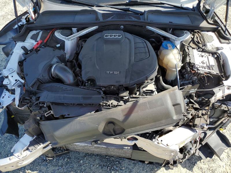 Продажа на аукционе авто 2018 Audi A4, vin: WAUENAF42JA044100, номер лота: 53296586