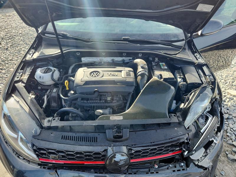 Продажа на аукционе авто 2015 Volkswagen Gti, vin: 3VW4T7AU3FM009877, номер лота: 51212766
