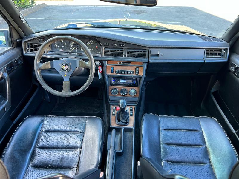 53385956 :رقم المزاد ، WDBDA34D2HF346149 vin ، 1987 Mercedes-benz 190 مزاد بيع
