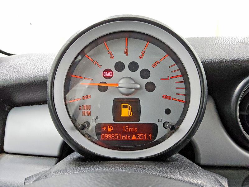 2010 Mini Cooper მანქანა იყიდება აუქციონზე, vin: WMWMF3C59ATU78777, აუქციონის ნომერი: 52150226