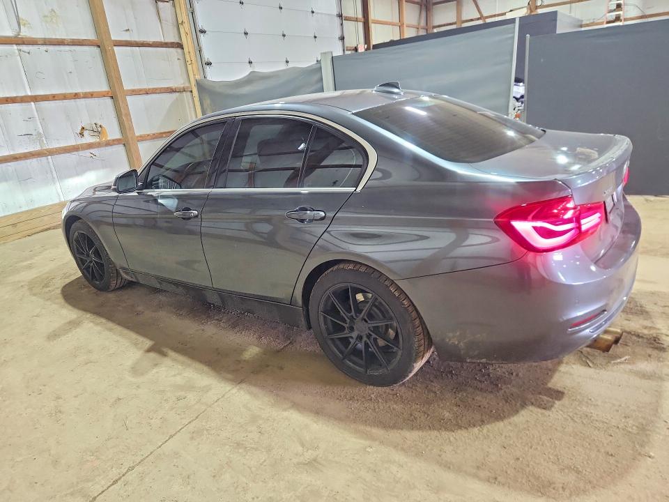 50845386 :رقم المزاد ، WBA8D9C57JEM33528 vin ، 2018 Bmw 330 مزاد بيع