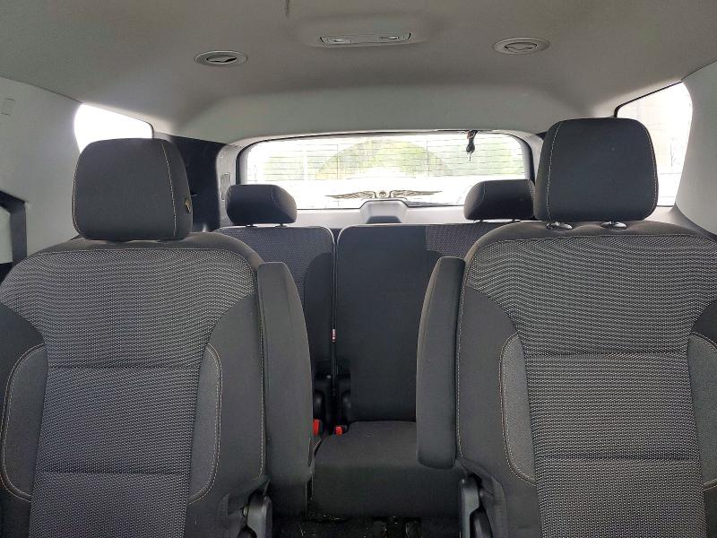 Продажа на аукционе авто 2018 Chevrolet Traverse, vin: 1GNEVGKW2JJ220938, номер лота: 51808976