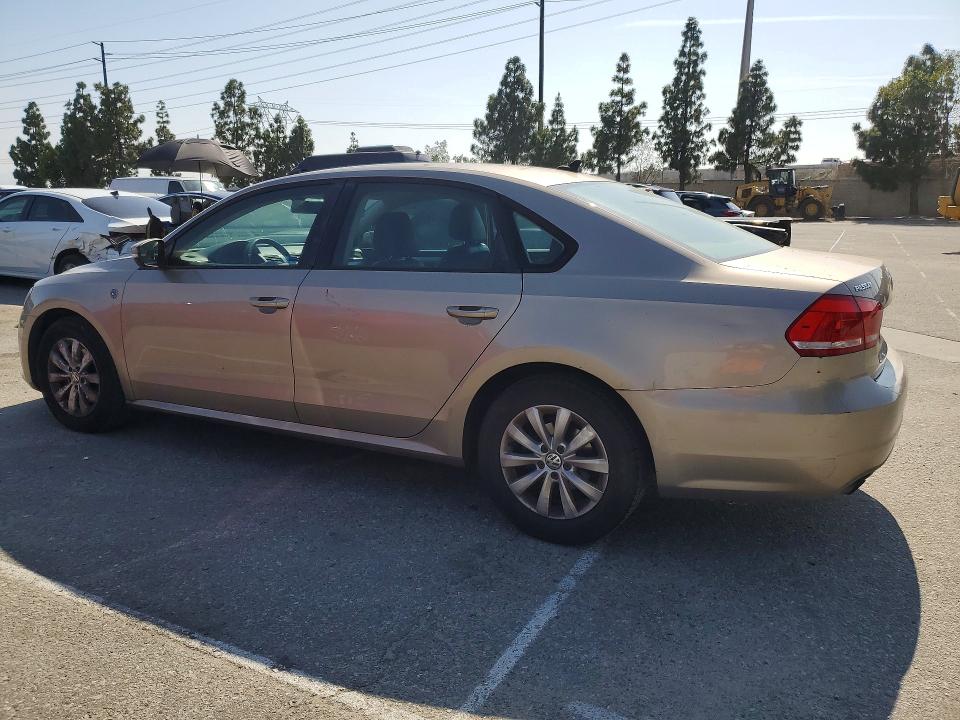 Продаж на аукціоні авто 2015 Volkswagen Passat, vin: 1VWAT7A37FC011286, номер лоту: 53551036
