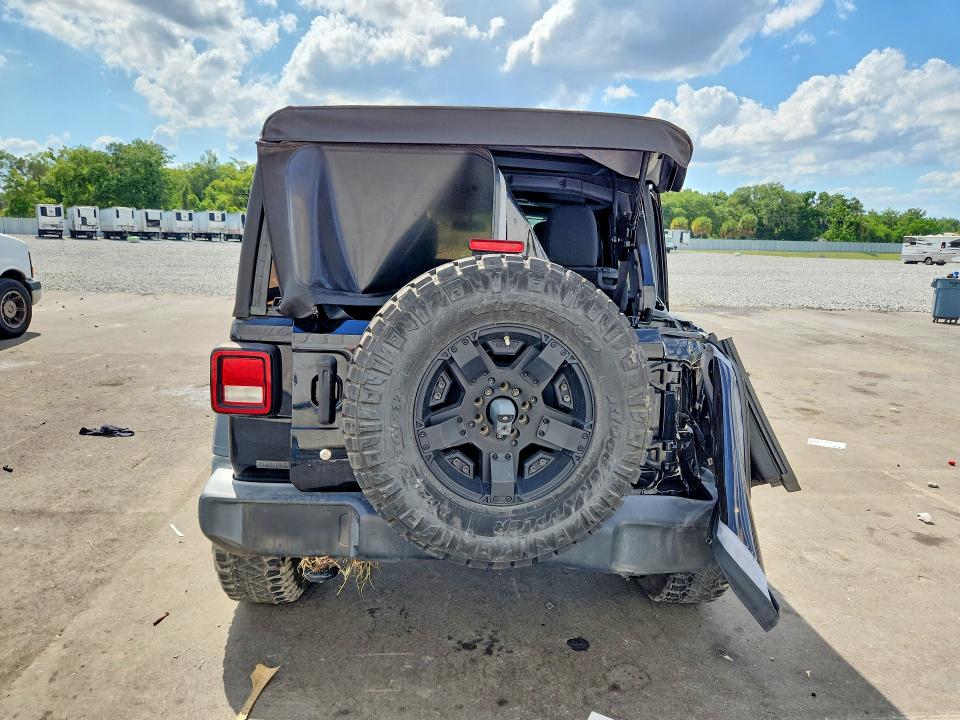 54117926 :رقم المزاد ، 1C4HJXDG7JW153280 vin ، 2018 Jeep Wrangler Unlimited مزاد بيع
