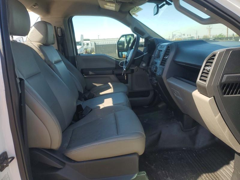 52900476 :رقم المزاد ، 1FDRF3E6XNEC66944 vin ، 2022 Ford F350 مزاد بيع