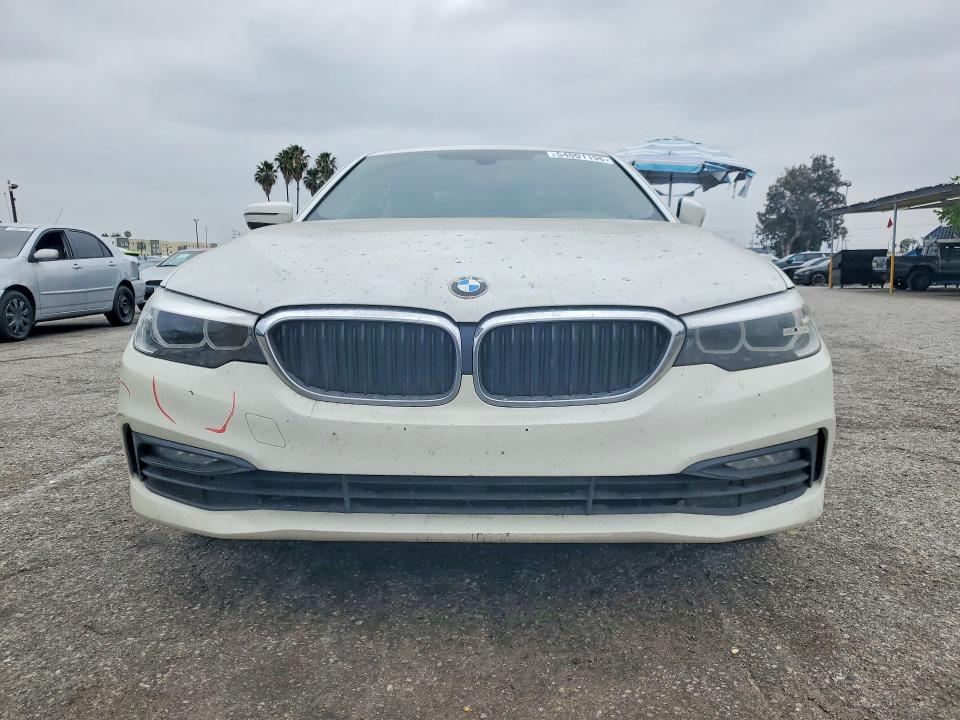 54001196 :رقم المزاد ، WBAJA5C54JG898419 vin ، 2018 Bmw 530 مزاد بيع