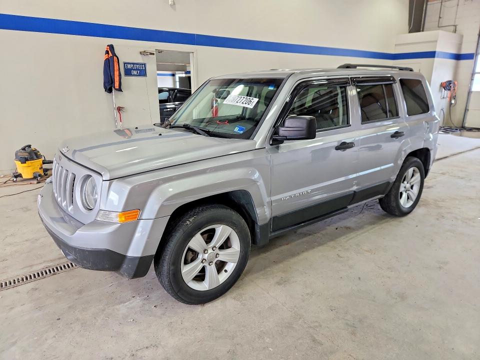 53727206 :رقم المزاد ، 1C4NJPBB8GD681957 vin ، 2016 Jeep Patriot مزاد بيع