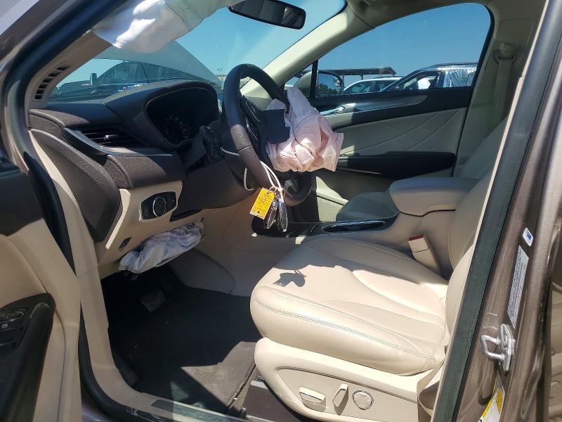 Продажа на аукционе авто 2019 Lincoln Mkc, vin: 5LMCJ1C99KUL39029, номер лота: 53262936